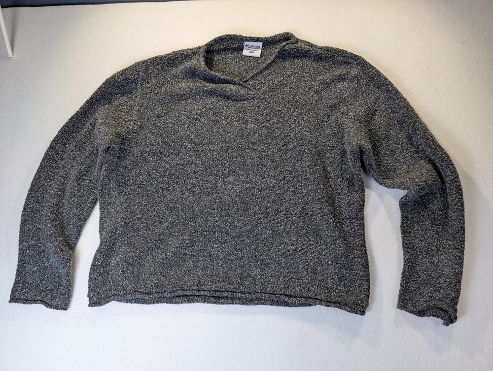 Columbia Woman's  V Neck Sweater Gray Petite Medium